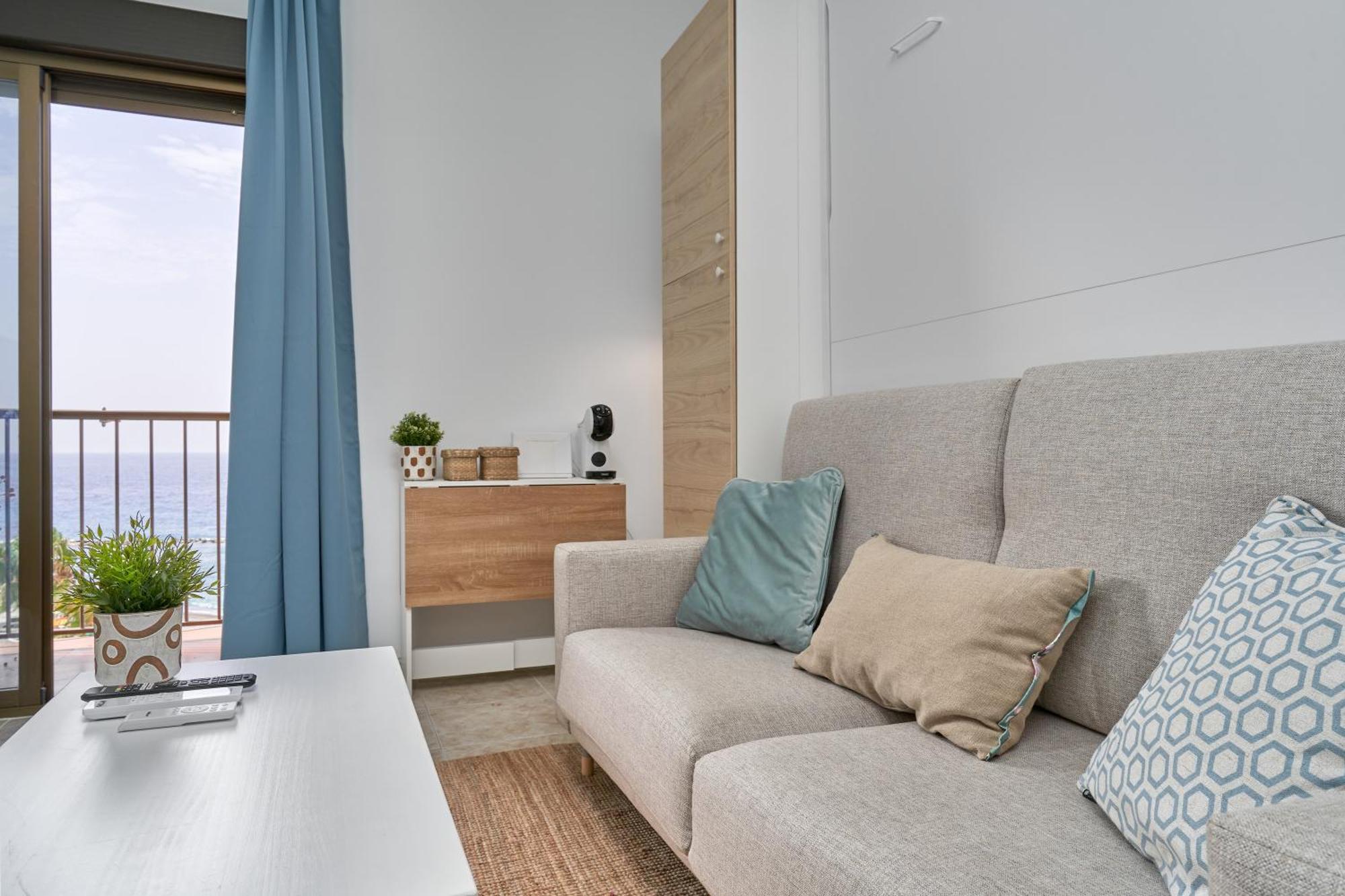 Апартаменти Estudio Puerta Del Mar Альмуньєкар Екстер'єр фото